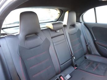 MERCEDES-BENZ A-CLASS 2.0 A250 AMG Line (Premium Plus) Hatchback 5dr Petrol 7G-DCT Eur