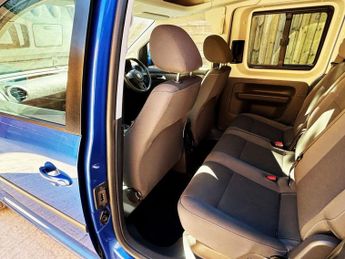 VOLKSWAGEN CADDY MAXI LIFE 5 Seat Auto Wheelchair Accessible Disabled Access Vehicle WAV