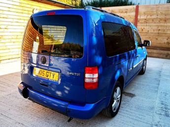VOLKSWAGEN CADDY MAXI LIFE 5 Seat Auto Wheelchair Accessible Disabled Access Vehicle WAV
