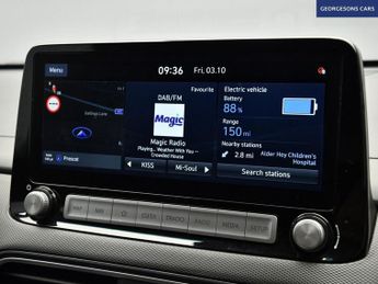 HYUNDAI KONA 39kWh Premium SUV 5dr Electric Auto (10.5kW Charger) (136 ps)