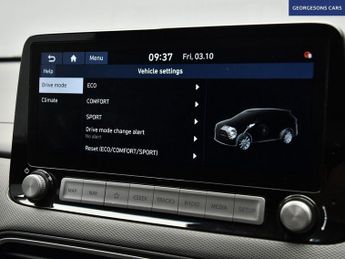 HYUNDAI KONA 39kWh Premium SUV 5dr Electric Auto (10.5kW Charger) (136 ps)