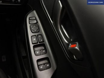 HYUNDAI KONA 39kWh Premium SUV 5dr Electric Auto (10.5kW Charger) (136 ps)