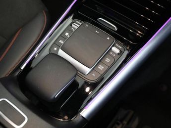 MERCEDES-BENZ EQA EQA 300 66.5kWh AMG Line (Premium) SUV 5dr Electric Auto 4MATIC