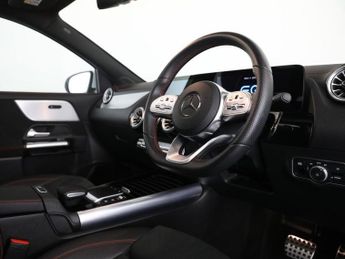 MERCEDES-BENZ EQA EQA 300 66.5kWh AMG Line (Premium) SUV 5dr Electric Auto 4MATIC 