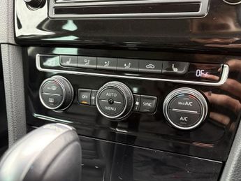 VOLKSWAGEN GOLF 2.0 TDI BlueMotion Tech GT Estate 5dr Diesel DSG Euro 5 (s/s) (1