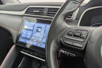 MG MG ZS 51.1kWh Trophy SUV 5dr Electric Auto (176 ps)