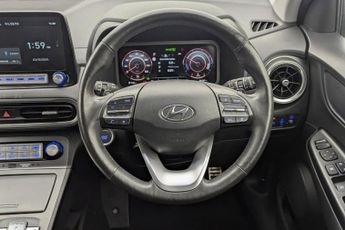 HYUNDAI KONA 39kWh Premium SUV 5dr Electric Auto (10.5kW Charger) (136 ps)