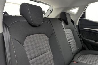 MG MG ZS 44.5kWh Excite SUV 5dr Electric Auto (143 ps)