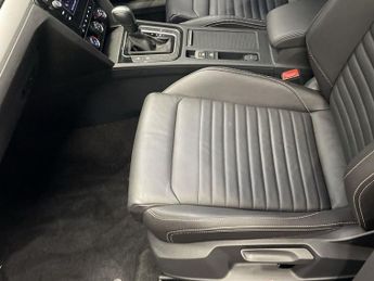 VOLKSWAGEN PASSAT 1.5 TSI EVO SEL Estate 5dr Petrol DSG Euro 6 (s/s) (150 ps)