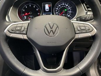 VOLKSWAGEN PASSAT 1.5 TSI EVO SEL Estate 5dr Petrol DSG Euro 6 (s/s) (150 ps)