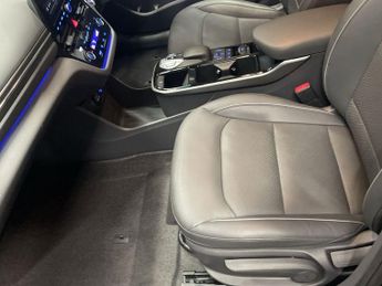 HYUNDAI IONIQ 38.3kWh Premium SE Hatchback 5dr Electric Auto (136 ps)