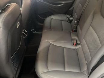 HYUNDAI IONIQ 38.3kWh Premium SE Hatchback 5dr Electric Auto (136 ps)