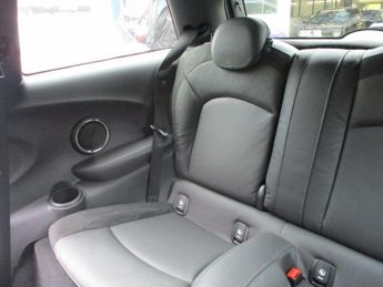 MINI HATCH 2.0 Cooper S Hatchback 3dr Petrol Auto Euro 6 (s/s) (192 ps)