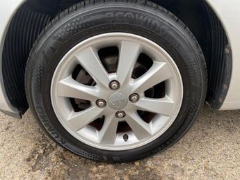 KIA PICANTO 1.25 2 Hatchback 5dr Petrol Auto Euro 5 (84 bhp)