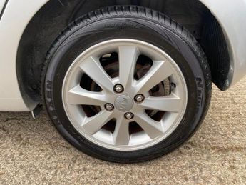 KIA PICANTO 1.25 2 Hatchback 5dr Petrol Auto Euro 5 (84 bhp)