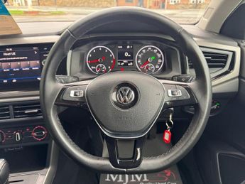 VOLKSWAGEN POLO 1.0 TSI SE Hatchback 5dr Petrol DSG Euro 6 (s/s) (95 ps) * 15" S