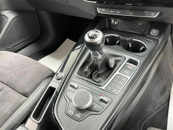 AUDI A4 2.0 TFSI 35 Black Edition Saloon 4dr Petrol Manual Euro 6 (s/s) 