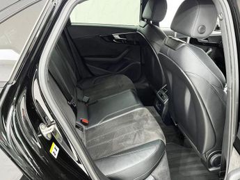 AUDI A4 2.0 TFSI 35 Black Edition Saloon 4dr Petrol Manual Euro 6 (s/s) 