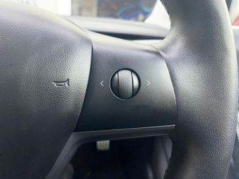 TESLA Model 3 (Dual Motor) Performance Saloon 4dr Electric Auto 4WDE (Performa
