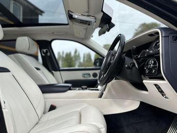 ROLLS-ROYCE CULLINAN 6.75 V12 SUV 5dr Petrol Auto 4WD Euro 6 (563 bhp)