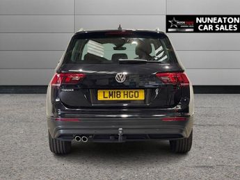 VOLKSWAGEN TIGUAN 2.0 TDI SE Navigation SUV 5dr Diesel DSG Euro 6 (s/s) (150 ps)