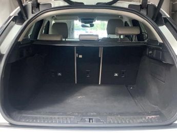 LAND ROVER RANGE ROVER VELAR 2.0 D180 S Diesel AUTO 4WD (180 ps)