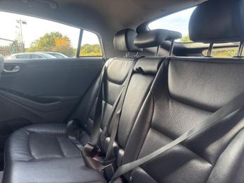 HYUNDAI IONIQ 1.6 h-GDi Premium SE Hatchback 5dr Petrol Hybrid DCT Euro 6 (s/s