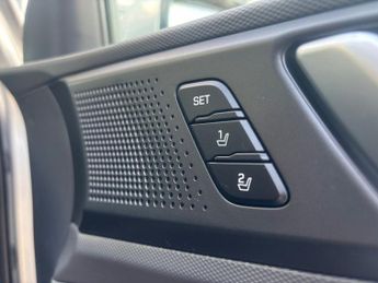 HYUNDAI IONIQ 1.6 h-GDi Premium SE Hatchback 5dr Petrol Hybrid DCT Euro 6 (s/s