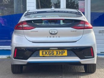 HYUNDAI IONIQ 1.6 h-GDi Premium SE Hatchback 5dr Petrol Hybrid DCT Euro 6 (s/s
