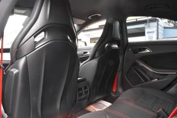 MERCEDES-BENZ CLA 2.0 CLA45 AMG Coupe 4dr Petrol SpdS DCT 4MATIC Euro 6 (s/s) (381
