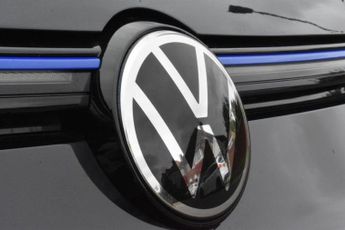 VOLKSWAGEN GOLF 2.0 TSI R 5dr DSG 4Motion (320 ps) KEYLESS ENTRY | ADAPTIVE CRUI