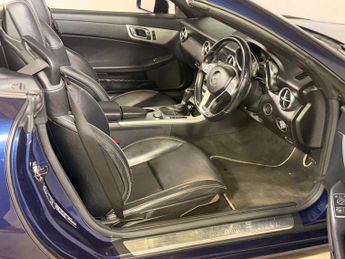 MERCEDES-BENZ SLK 2.1 SLK250 CDI BlueEfficiency Convertible 2dr Diesel G-Tronic+ E