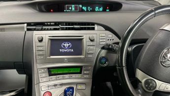 TOYOTA PRIUS 1.8 VVT-h Hatchback 5dr Petrol Plug-in Hybrid CVT Euro 5 (s/s) (