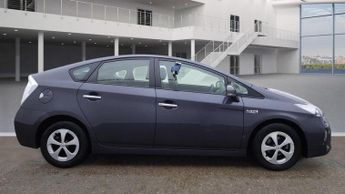 TOYOTA PRIUS 1.8 VVT-h Hatchback 5dr Petrol Plug-in Hybrid CVT Euro 5 (s/s) (