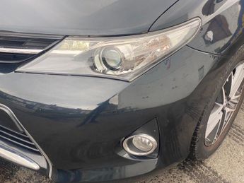 TOYOTA AURIS 1.6 V-Matic Icon Plus Hatchback 5dr Petrol Manual Euro 5 (132 ps