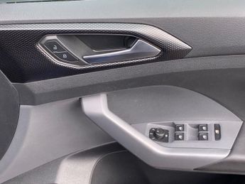 VOLKSWAGEN T-CROSS 1.0 TSI SE SUV 5dr Petrol Manual Euro 6 (s/s) (110 ps)