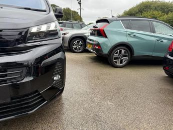 PEUGEOT E- Traveller 75kWh Allure Standard MPV 5dr Electric Auto MWB (8 Seat, 11kW Ch