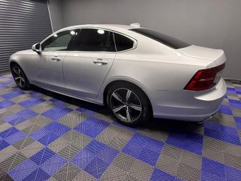 VOLVO S90 2.0 D4 R-Design Saloon 4dr Diesel Auto Euro 6 (s/s) (190 ps)