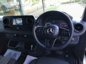 MERCEDES-BENZ SPRINTER 2.1 314 CDI Chassis Cab 2dr Diesel G-Tronic FWD L2 Euro 6 (143 p