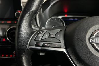 NISSAN JUKE 1.0 DIG-T N-Connecta SUV 5dr Petrol DCT Auto Euro 6 (s/s) (114 p