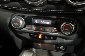 NISSAN JUKE 1.0 DIG-T N-Connecta SUV 5dr Petrol DCT Auto Euro 6 (s/s) (114 p