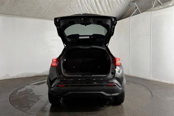 NISSAN JUKE 1.0 DIG-T N-Connecta SUV 5dr Petrol DCT Auto Euro 6 (s/s) (114 p