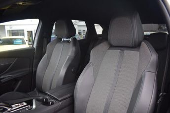 PEUGEOT 3008 1.2 PureTech Allure Premium + SUV 5dr Petrol EAT Euro 6 (s/s) (1