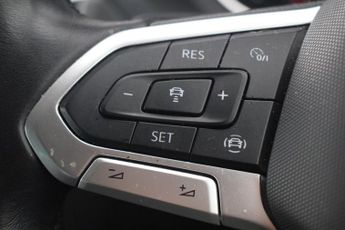 VOLKSWAGEN TIGUAN 1.5 TSI Life SUV 5dr Petrol DSG Euro 6 (s/s) (150 ps)