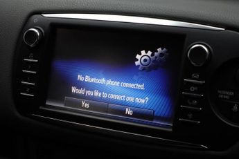 TOYOTA YARIS 1.5 VVT-h Icon Hatchback 5dr Petrol Hybrid E-CVT Euro 6 (s/s) (1