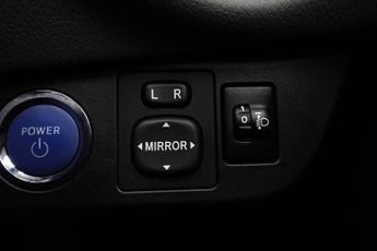 TOYOTA YARIS 1.5 VVT-h Icon Hatchback 5dr Petrol Hybrid E-CVT Euro 6 (s/s) (1