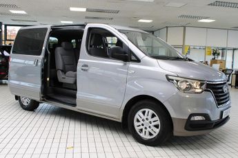 HYUNDAI i800 2.5 CRDi SE Nav MPV 5dr Diesel Auto Euro 6 (170 ps)