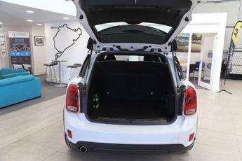 MINI COUNTRYMAN 2.0 Cooper D SUV 5dr Diesel Manual ALL4 Euro 6 (s/s) (150 ps)