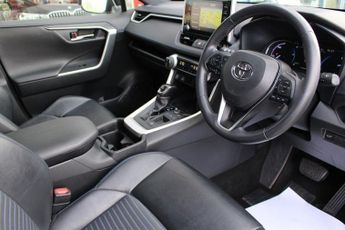 TOYOTA RAV4 2.5 VVT-h Dynamic SUV 5dr Petrol Hybrid CVT Euro 6 (s/s) (218 ps