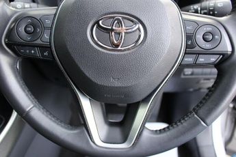 TOYOTA RAV4 2.5 VVT-h Dynamic SUV 5dr Petrol Hybrid CVT Euro 6 (s/s) (218 ps